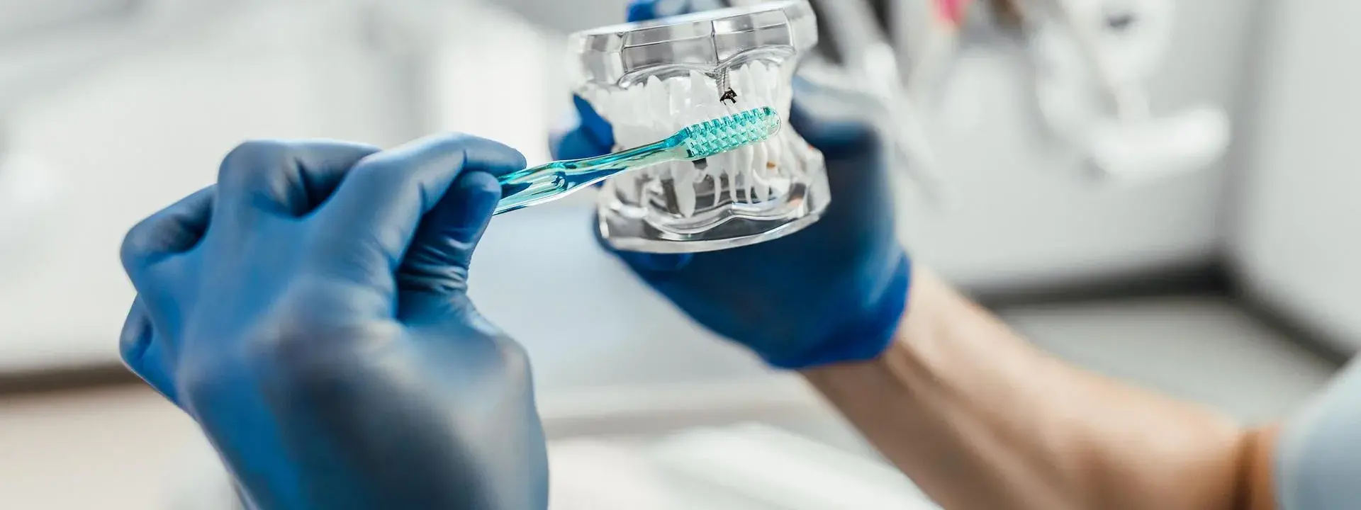 Професійний догляд за здоров’ям ваших зубів